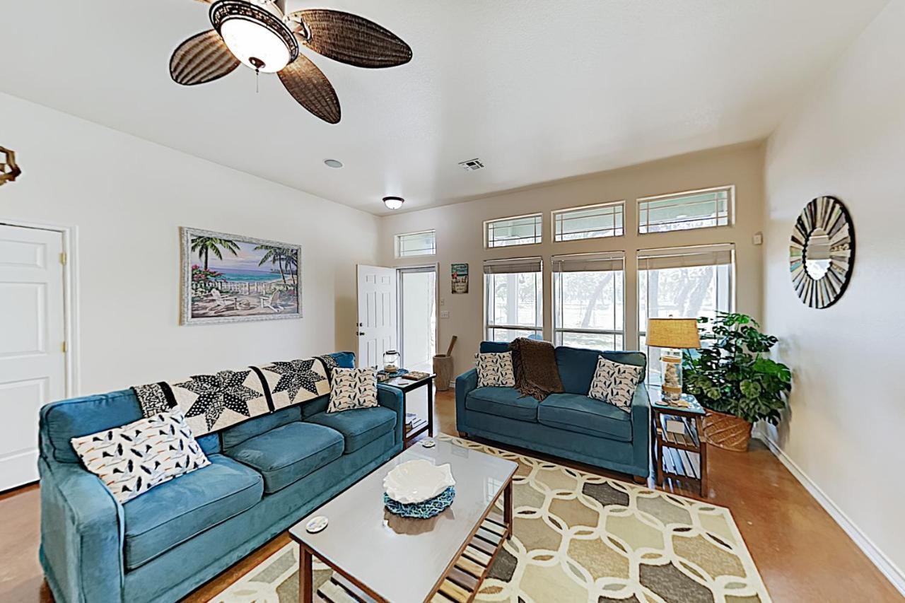 Life Is Better By The Shore Rockport Exterior photo