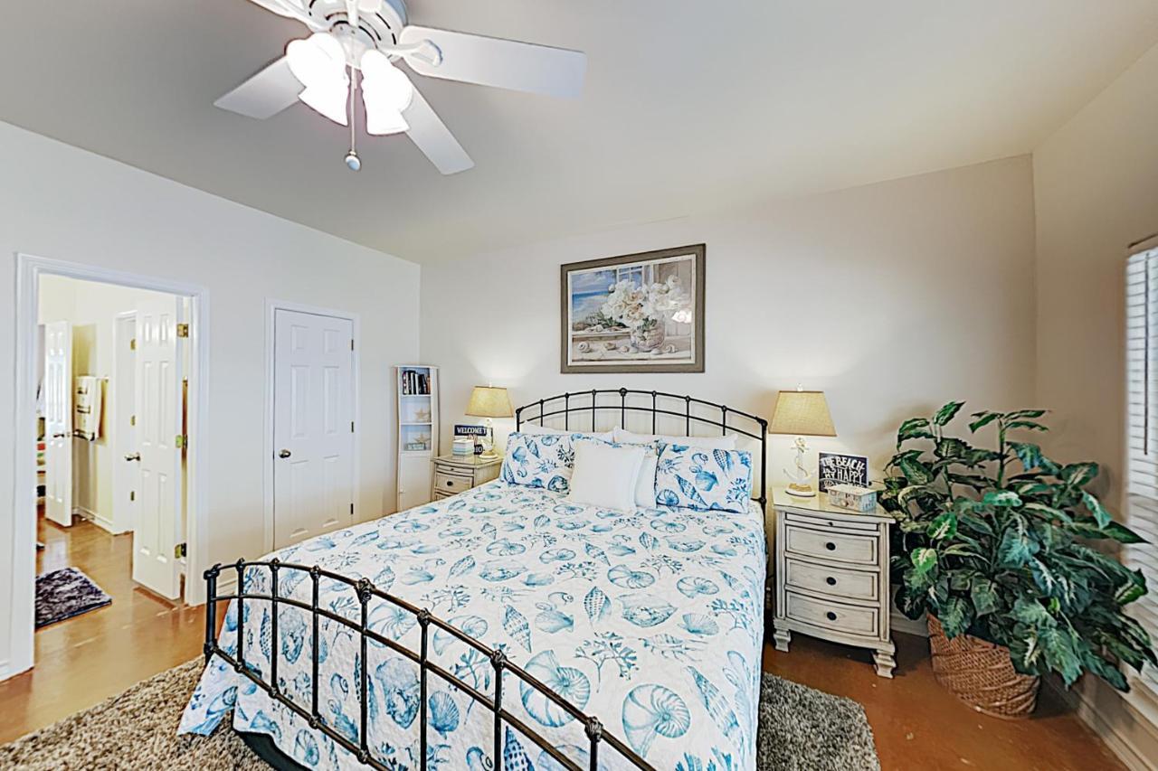 Life Is Better By The Shore Rockport Exterior photo