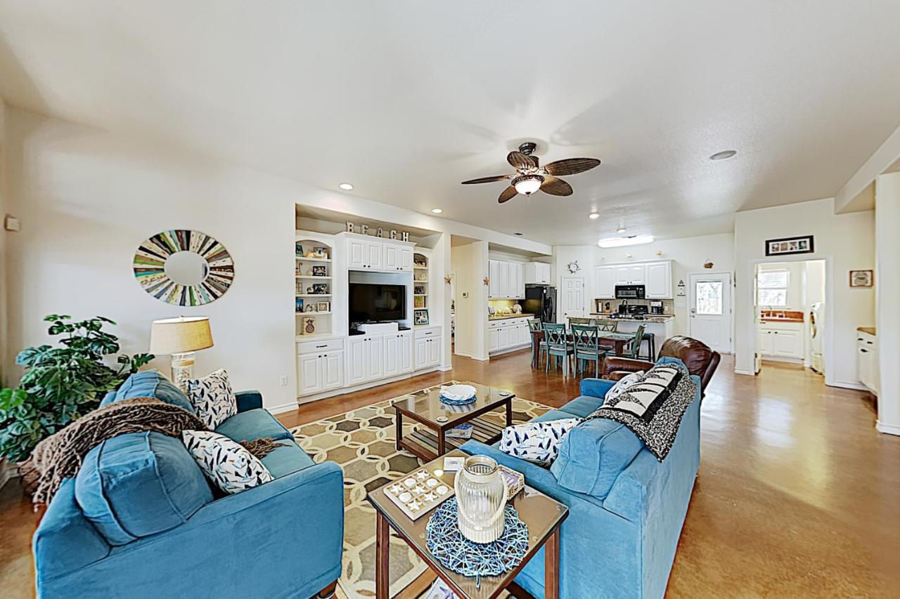 Life Is Better By The Shore Rockport Exterior photo
