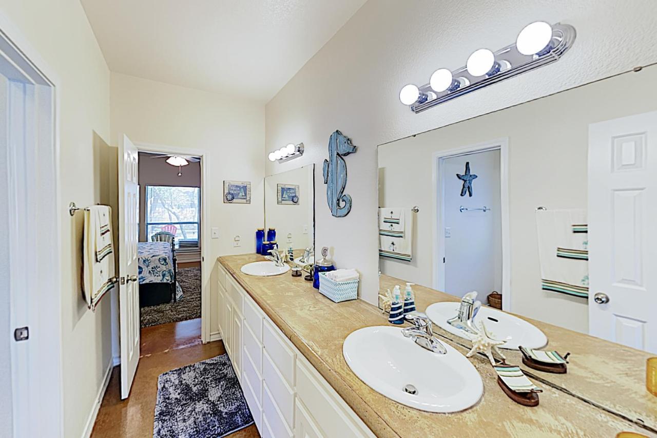 Life Is Better By The Shore Rockport Exterior photo